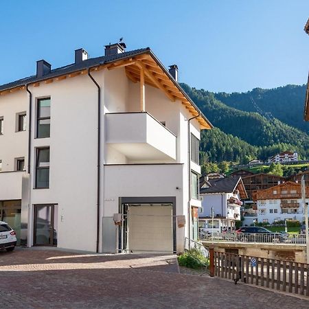 Central Home Apartment Ortisei Zewnętrze zdjęcie